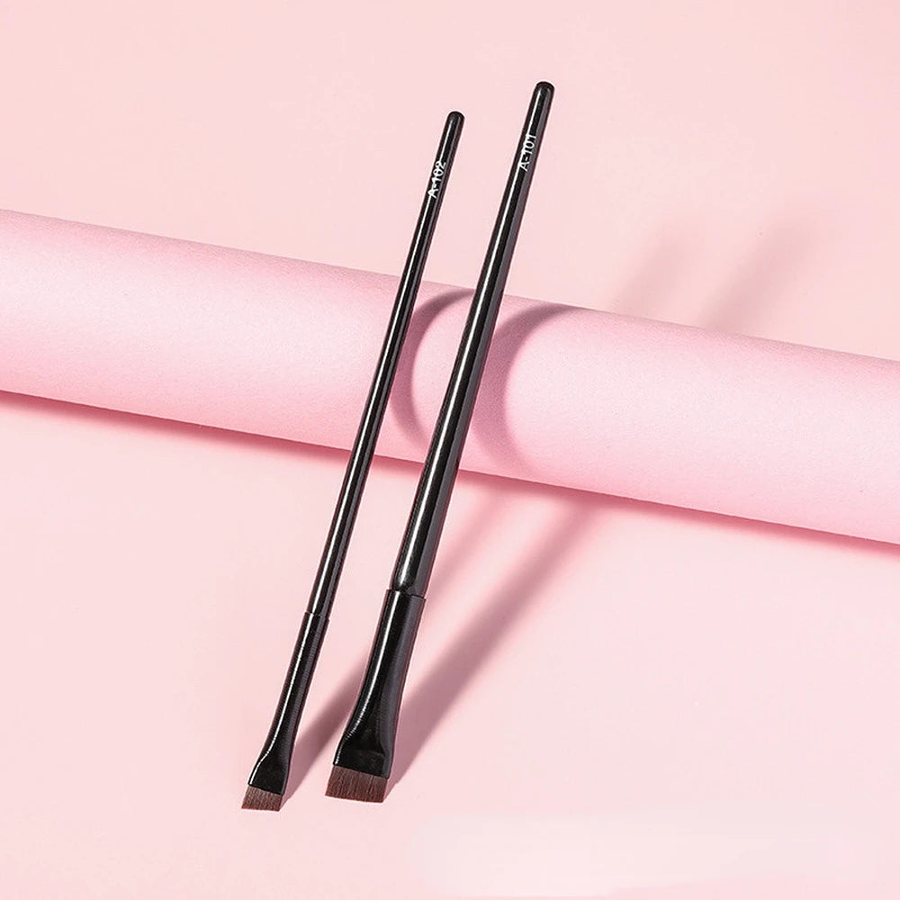 Flat Eyebrow & Eyeliner Brush