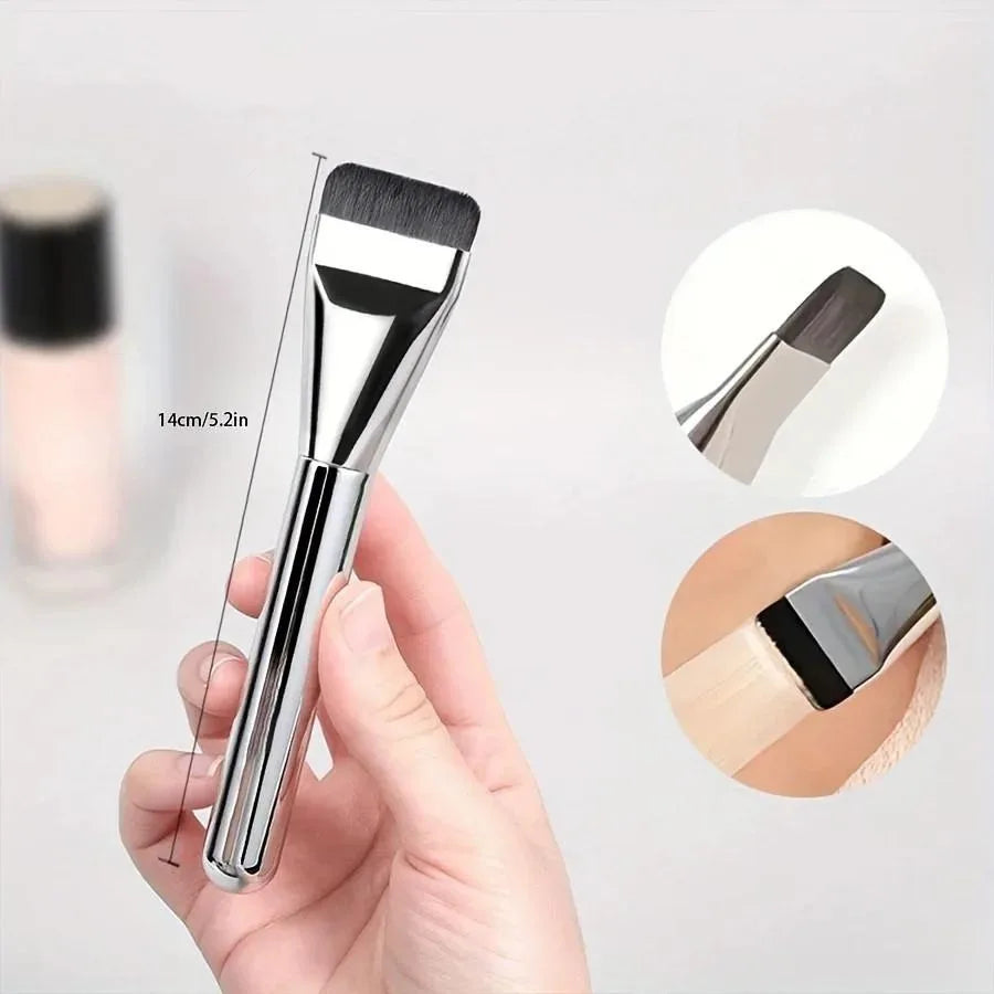 Flat Head Foundation Brush