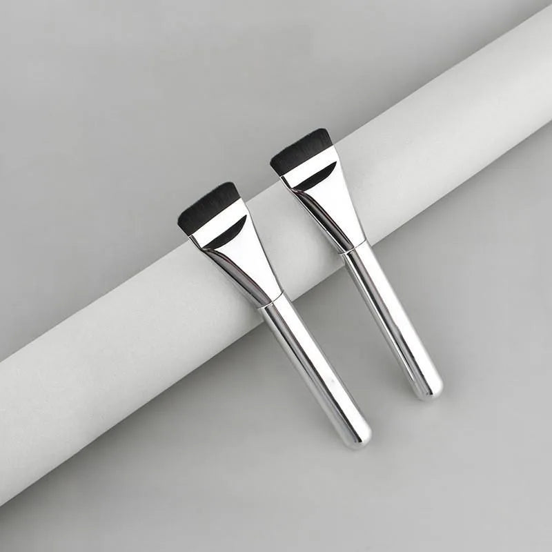 Flat Head Foundation Brush