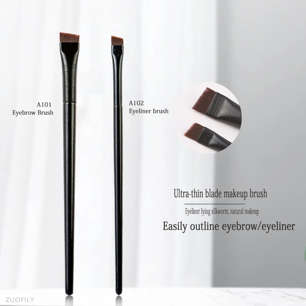 Flat Eyebrow & Eyeliner Brush