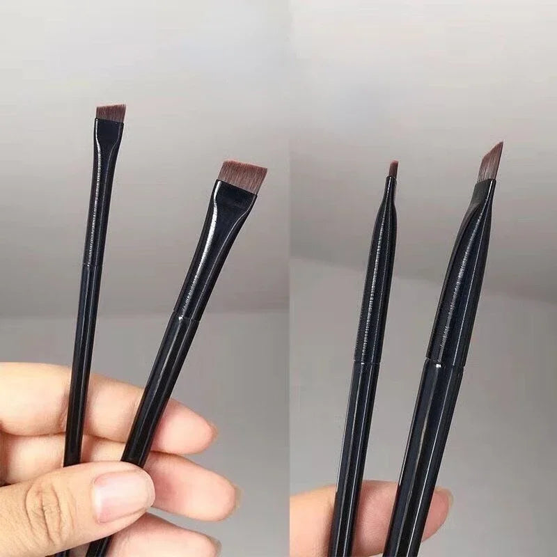 Flat Eyebrow & Eyeliner Brush